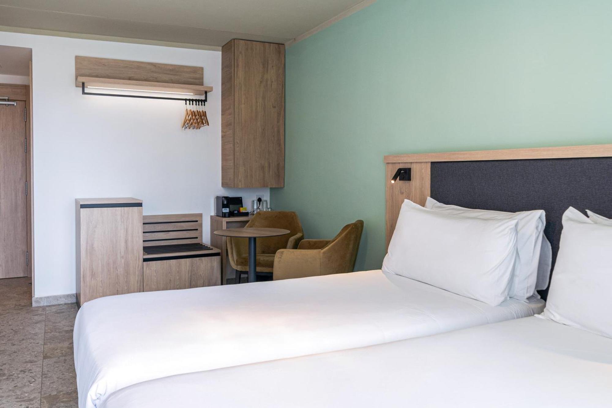 Hotel Scirocco St Julian'S, Affiliated By Melia سانت جوليان المظهر الخارجي الصورة